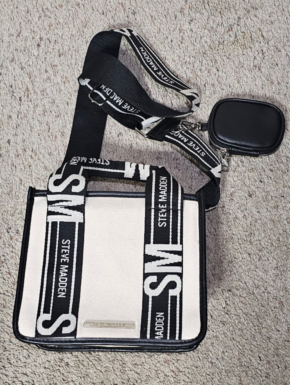 Steve Madden Bwebber Crossbody Tote Bag Cream & Black TikTok